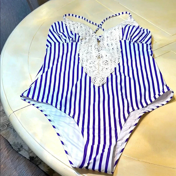 Royal Blue and White extra large woman’s one piece swimsuit - Picture 1 of 7